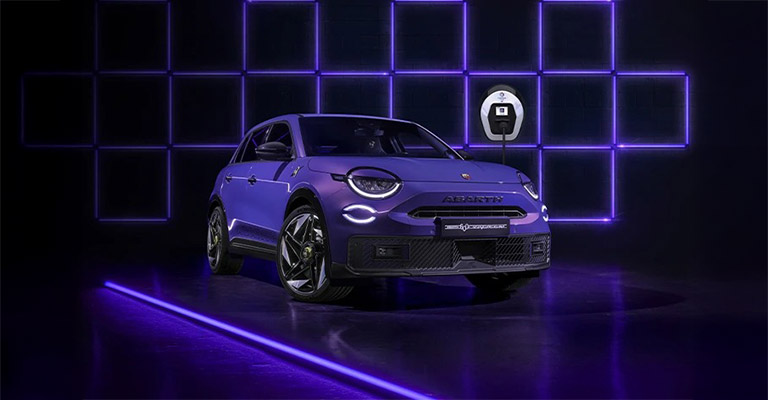 abarth 600e scorpionissima spazio alba ebra